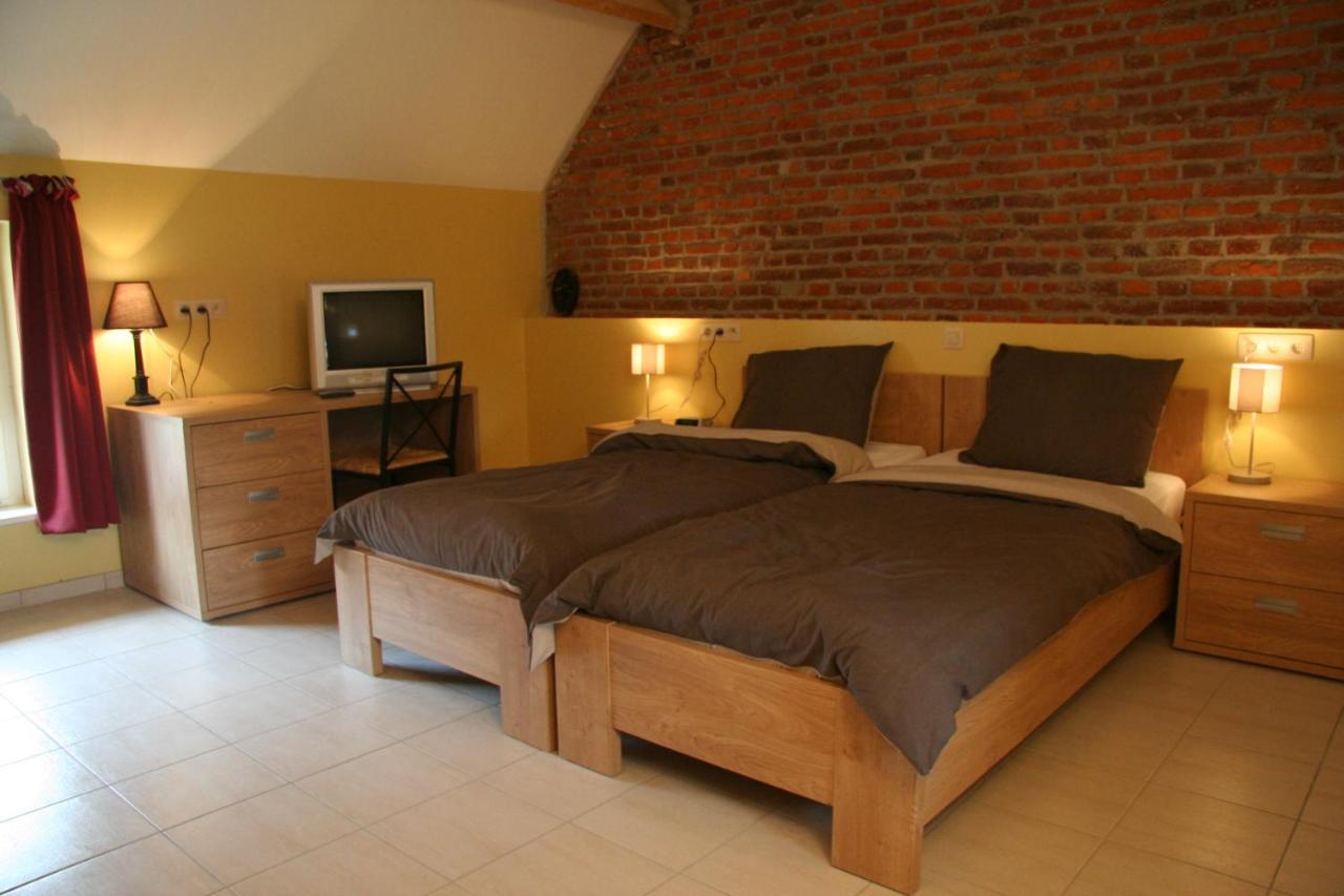 Hoeve Jadoul Gingelom Esterno foto