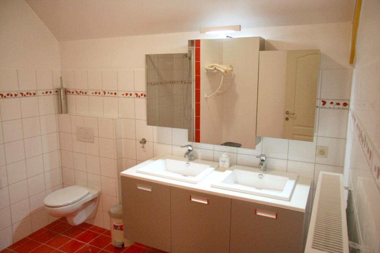 Hoeve Jadoul Gingelom Esterno foto